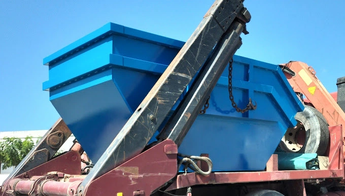 Multibenne metálico para reciclagem e armazenamento